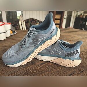 Hoka One Women's One Arahi 5 Women’s 10.5